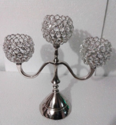 3 Crystal Ball T-Light Candle Stand