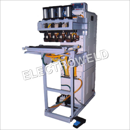 FOUR HEAD PNEUMATIC PROJECTION WELDER