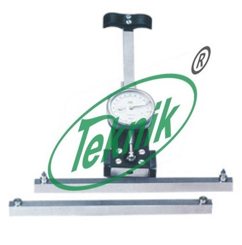 Demountable Mechanical Strain Gauge By MICRO TEKNIK