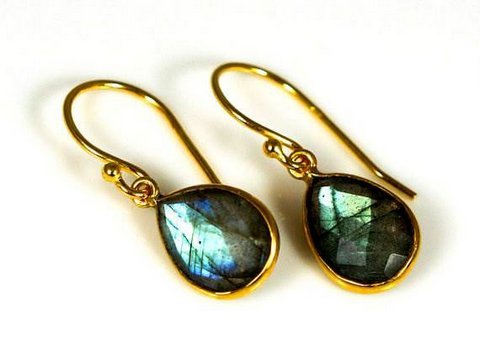 Pear Green Labradorite Gemstone Earring