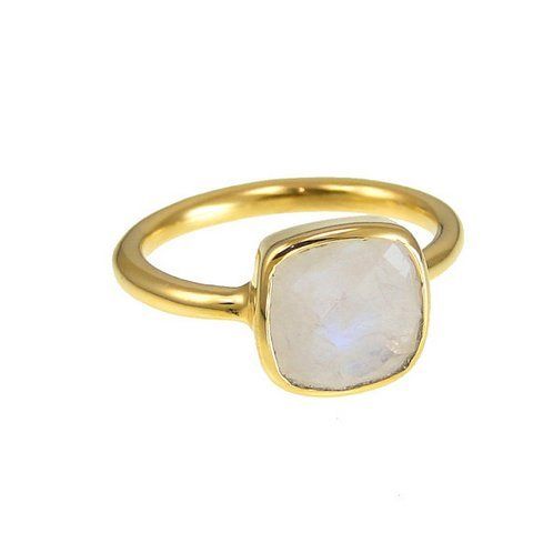 Rainbow Moonstone Gemstone Ring Weight: 17-20 Grams (G)