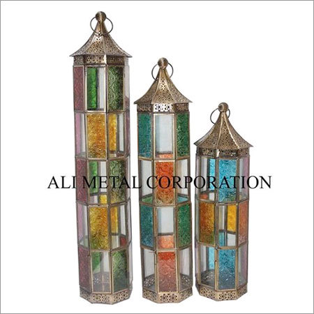 MOROCCAN LANTERN WITH COLORFUL GLASS