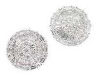 Round Diamond Button