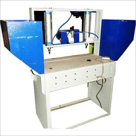 Hydraulic Cashew Nut Cutting Machine