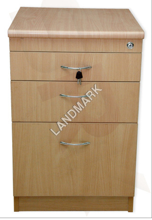 Pedestal unit three drawer