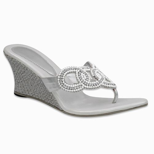Handmade Designer Silver Sandal with Crystal