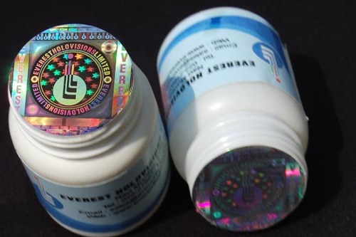 Holographic Induction Wads