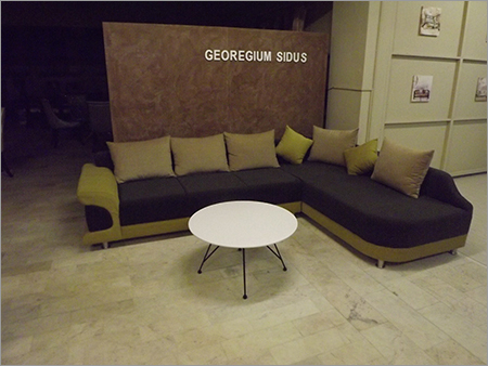 Longar Sofa