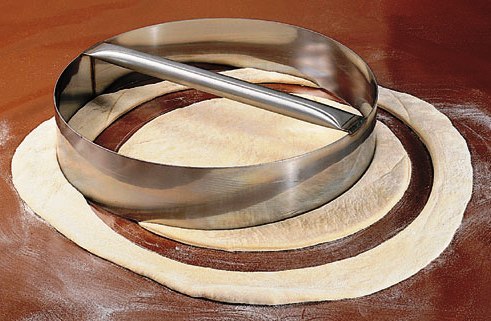DOUGH CUTTING RING W/PIPE HANDLE-S.S