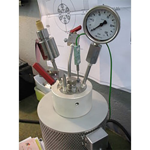 Manual Closure Reactor - Application: Testing & Measurement