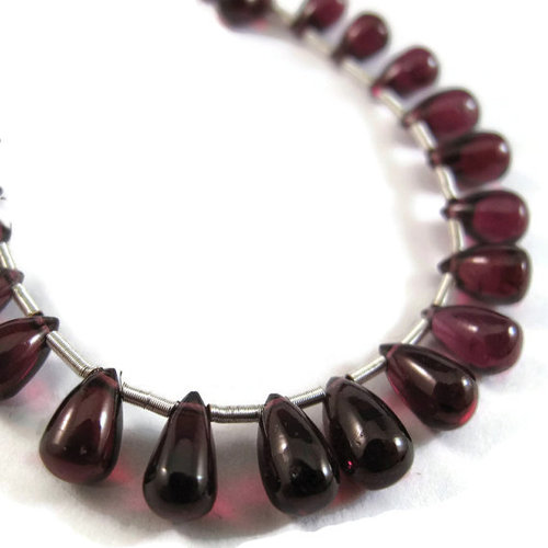 Garnet Briolette Gemstone Beads