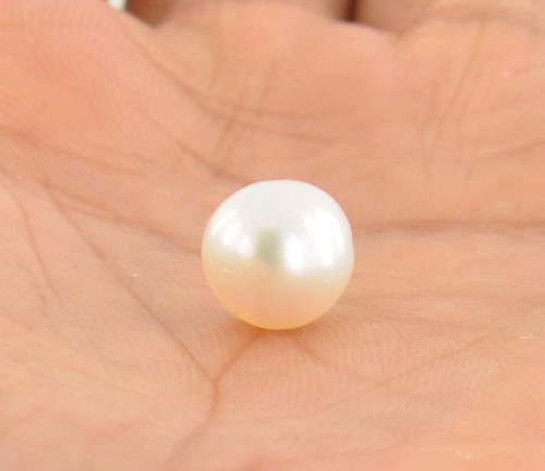 South Sea Pearl Gemstone 