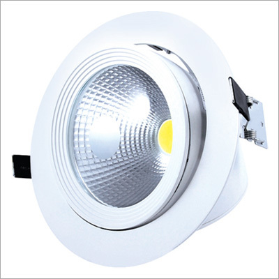 LED ZOOM LIGHT