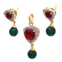 New Fashion Pendant Set
