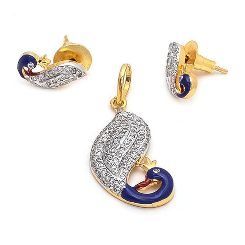 Zirconia Peacock Pendant Set Gender: Women