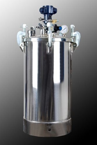 Pressure Feed Container with Pneumatic Stirrer 22