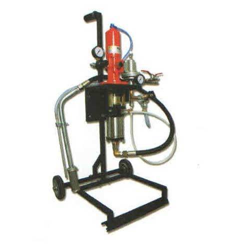 Paint Transfer Pumps - Color: Black And Red