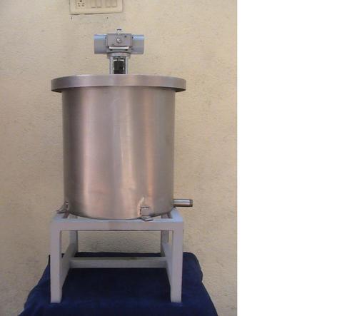 Stainless Steel Container with Oscillatory Stirrer