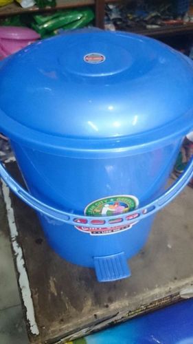 Plastic Dust Bin