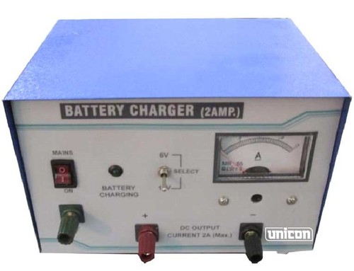 BATTERY CHARGER