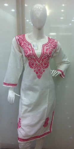 Chikan kurti