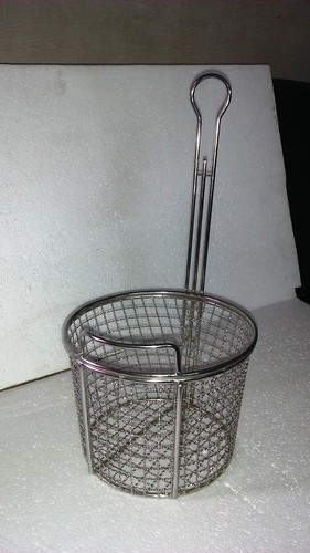 ROUND FRYER BASKET 10 MM GAPE MESH