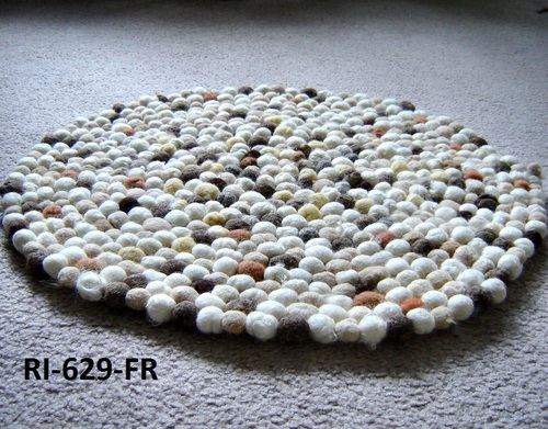 Round Pebble Rug
