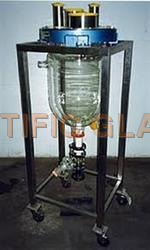 Glass reaction system