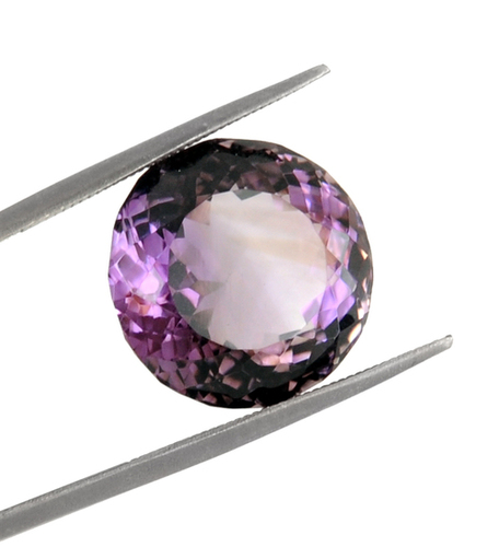 Certified Brilliant Cut Amethyst Gemstone In Patna