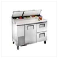 Pizza Make Lines With Raised Cold Pan