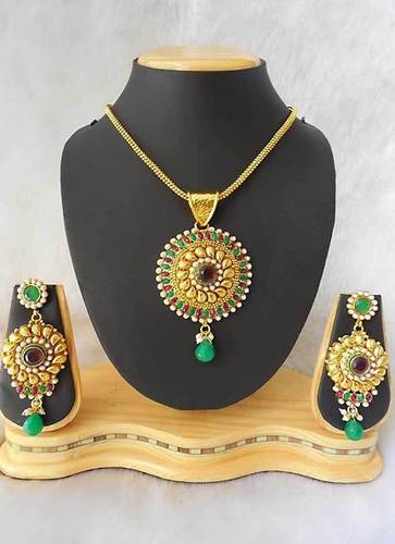 Gold Plated Necklaces Set