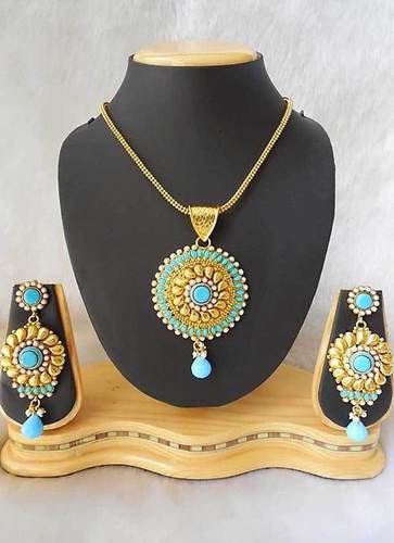 Gold Plated Necklaces Set
