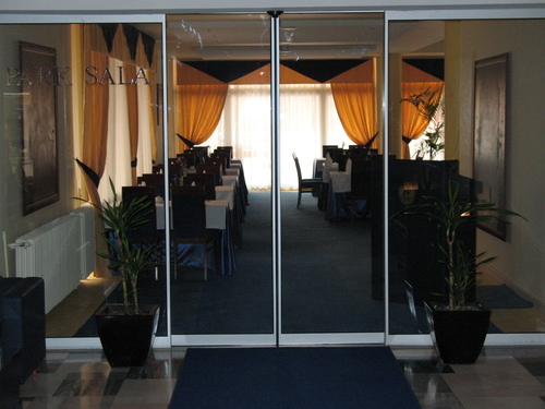 Automatic Sliding Door