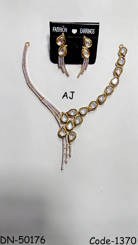 American Diamond Necklace with Kundan
