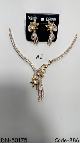 American Diamond Necklace with Kundan