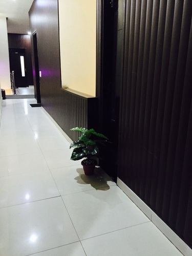 Hotel Services - Multiple Bed Sizes, Various Room Types | 24/7 Staffing, Guest Comfort, Wide Range Amenities