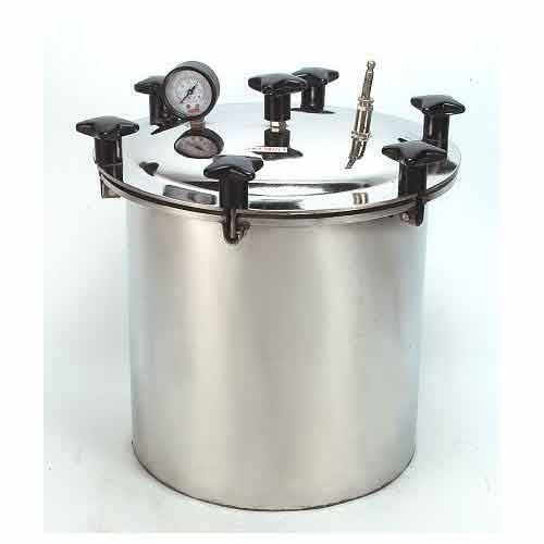 Portable Autoclave By LABARD INSTRUCHEM PRIVATE LIMITED