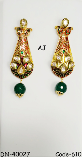 Kundan Earrings with Antique Finish