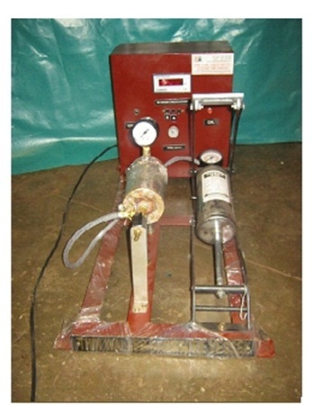 Thin walled pressure vessel