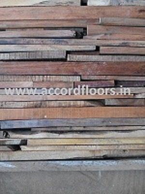 Antique Brick Look Wood Wall Panel