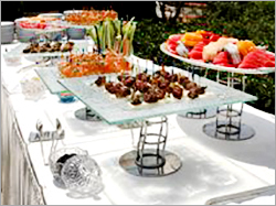 Outdoor Wedding Catering Services