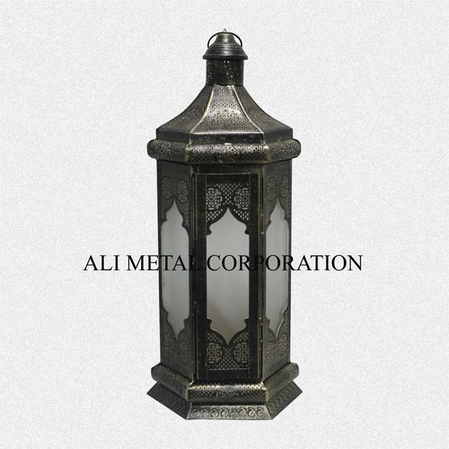 DECORATIVE MOROCCAN LANTERN