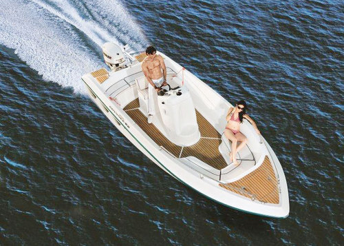 Mahindra Odyssea 22ft