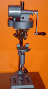 BOTTLE SEALING MACHINE