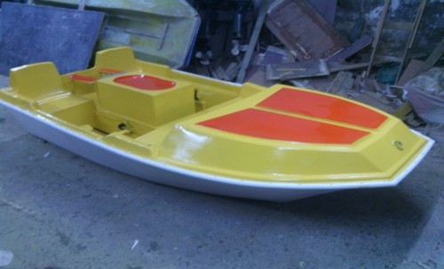 4 Seater FRP Deluxe Pedal Boat