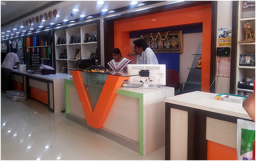 Cash Counter Table