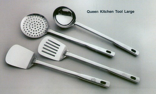 Queen Kitchen Tool ( LARGE )