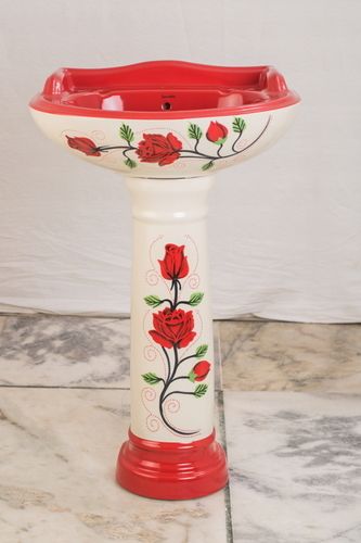 Basin with pedestal