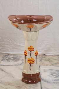 Crowny Pedestal Wash Basin