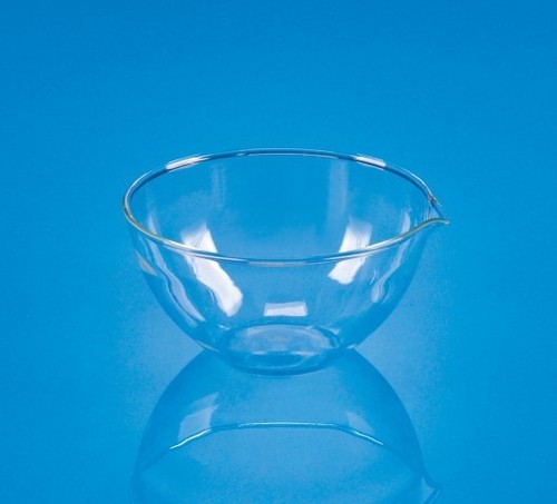 Dish Evaporating With Pour Out